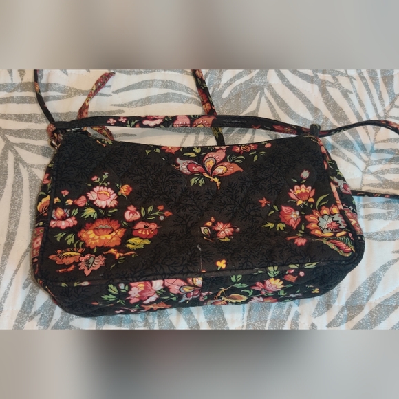Vera Bradley Handbags - Vera Bradley Purse Handbag 🍫 Retired